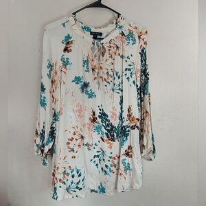 Tribal Women's L Floral Top
